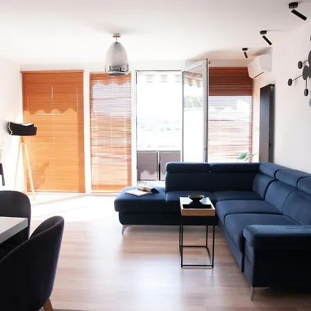 Apartman Sloneczny Grodek 30 *