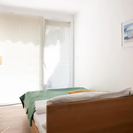 Apartament Sloneczny Grodek 30 Apartment